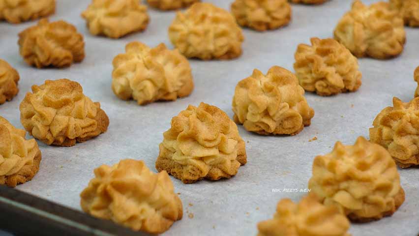 Jenny cookies on baking tray blog image