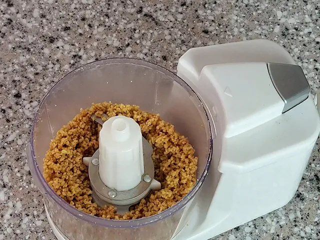 Peanuts in food processor