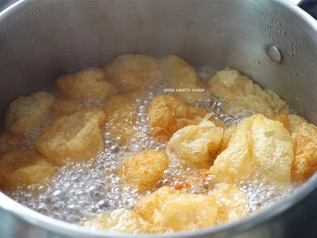 blanching the gluten puffs in hot water