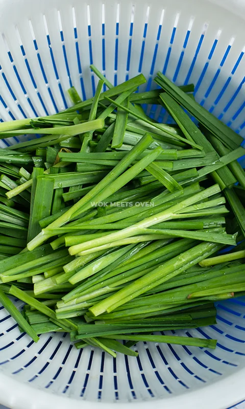 cut chives