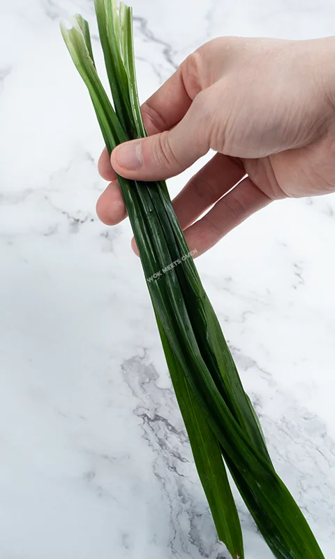 bunch of Pandan leaves together