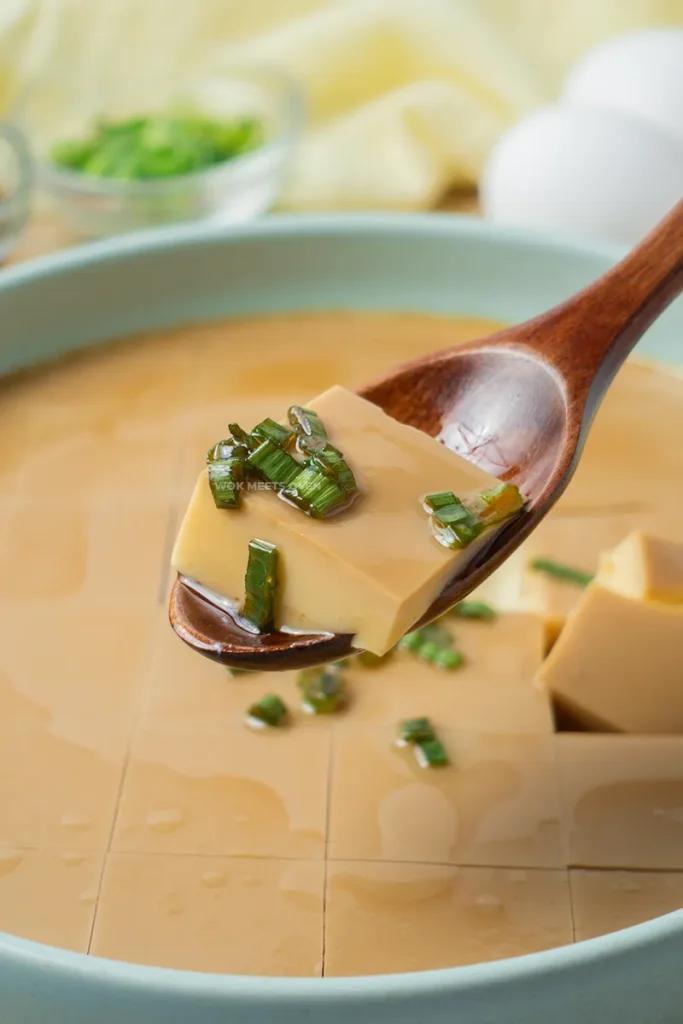Picture of spoon with steamed eggs