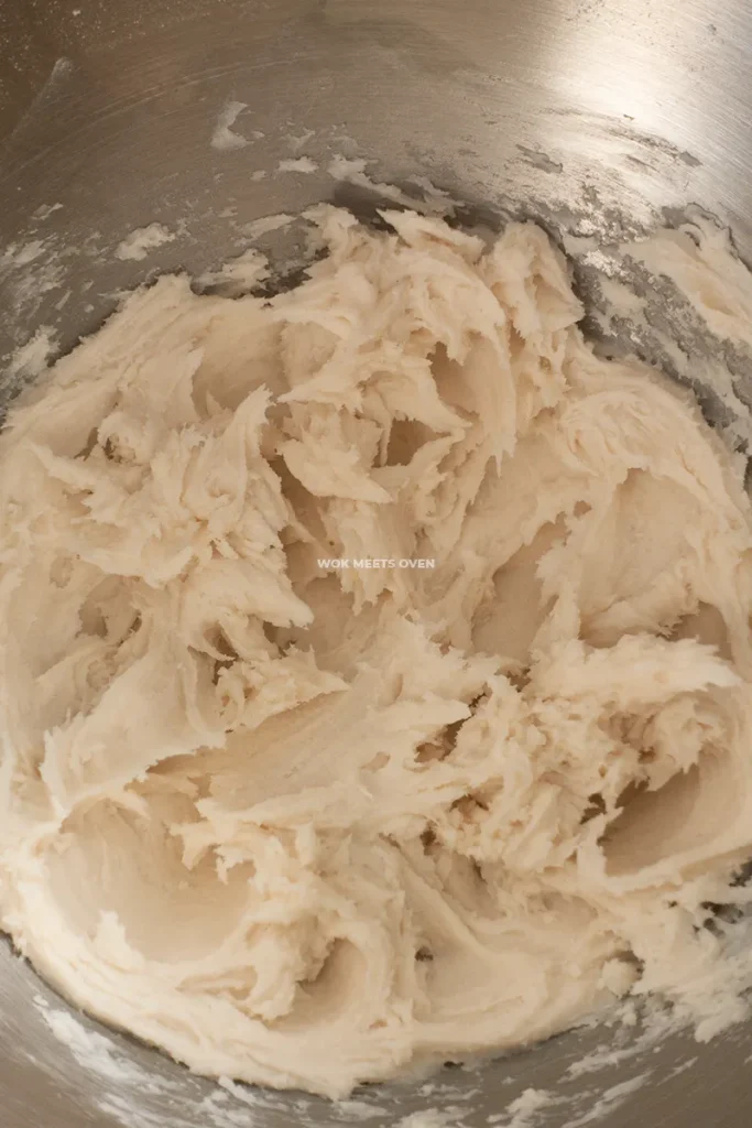 Finished kneading lard and flour