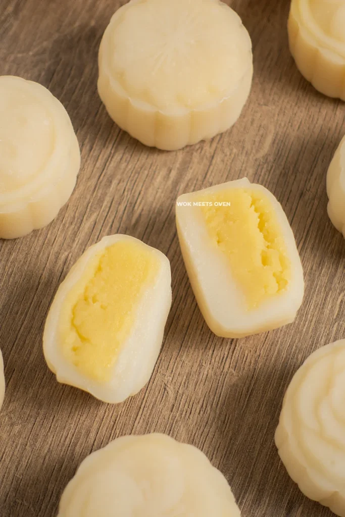 Blog image of snow skin moon cakes