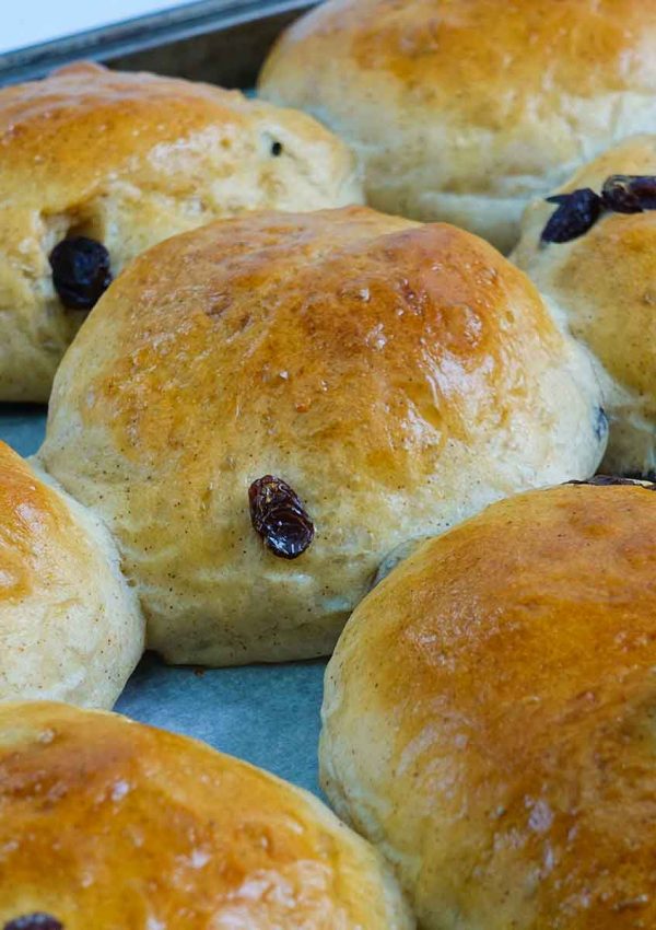 This Cinnamon Raisin Bun Recipe WILL CHANGE YOUR LIFE!