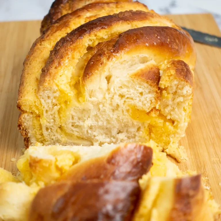 Coconut bread sliced