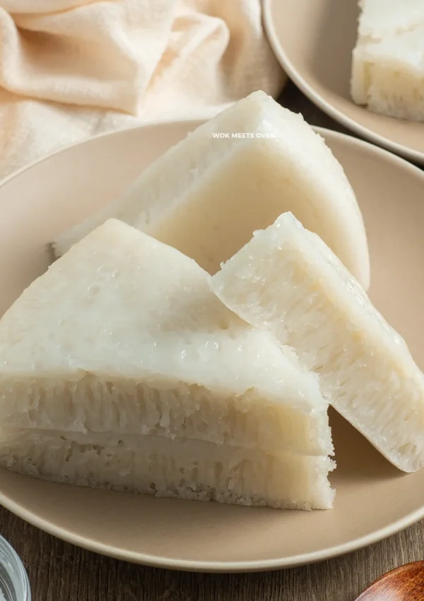 Steamed Chinese White Sugar Sponge Cake