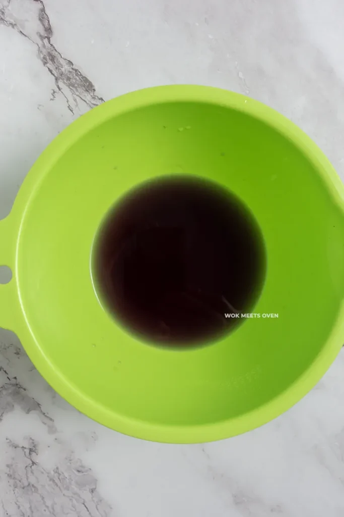Purple liquid in bowl after steaming